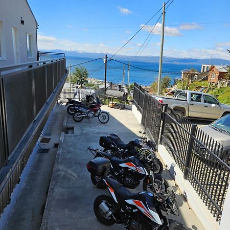 Dpto Amplio Con Vista A La Bahia Lägenhet Ushuaia Exteriör bild