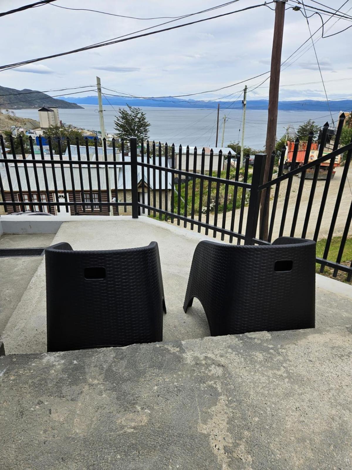 Dpto Amplio Con Vista A La Bahia Lägenhet Ushuaia Exteriör bild